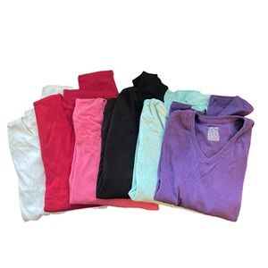 Lot of (6) Cherokee Long Sleeve V-Neck Tees